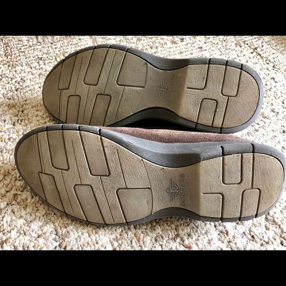 Nice ultra light Dockers size 8 m - Picture 4 of 4